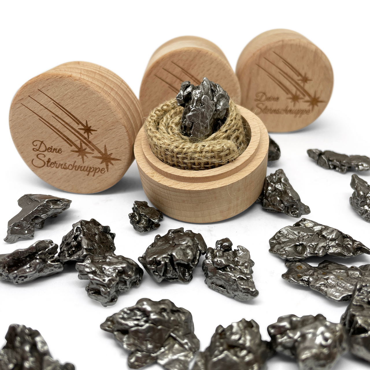 Meteorit mit Holzbox, Umschlag & Echtheitszertifikat. Geschenkidee für besondere Menschen und Personen, Paare, Freunde, Familie, Eltern. Geschenk aus echter Sternschnuppe, Zertifikat echter Meteorit. 